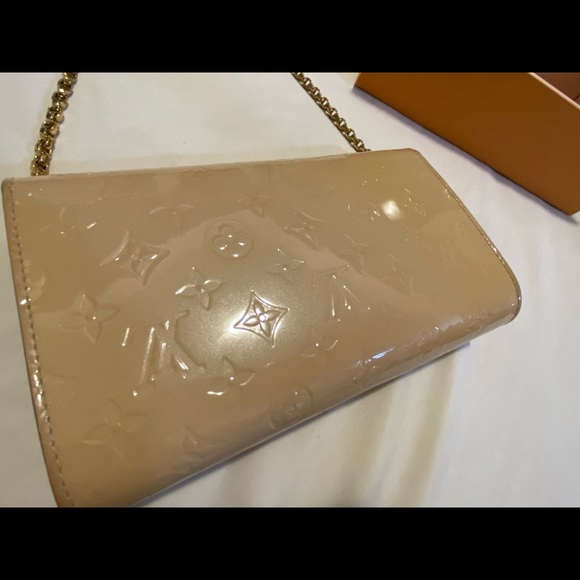 Louis Vuitton Amarante Monogram Vernis Mira - Picture 2 of 16